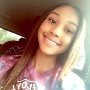 Meet your Posher, Tamya